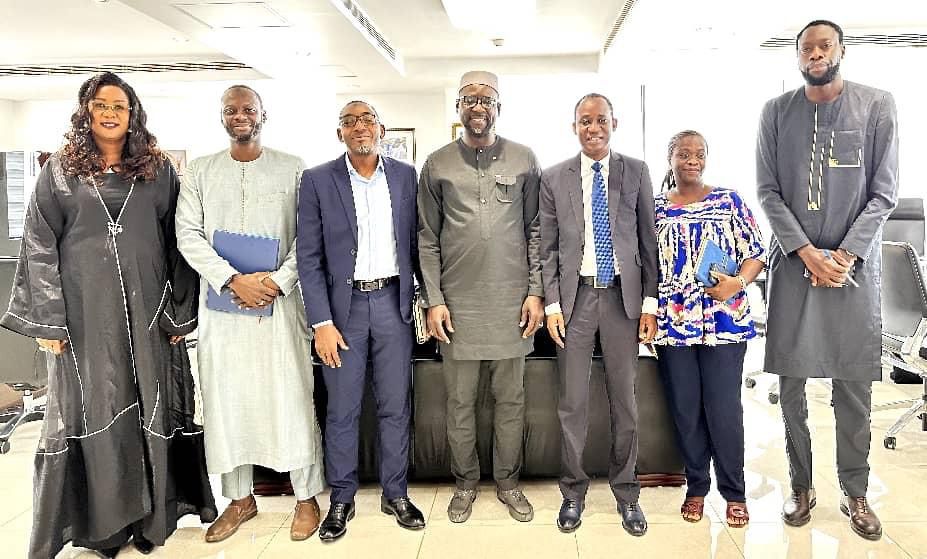 𝐩𝐫𝐨𝐭𝐞𝐜𝐭𝐢𝐨𝐧 𝐜𝐨𝐧𝐭𝐫𝐞 𝐥𝐞𝐬 𝐫𝐢𝐬𝐪𝐮𝐞𝐬 𝐜𝐥𝐢𝐦𝐚𝐭𝐢𝐪𝐮𝐞𝐬.