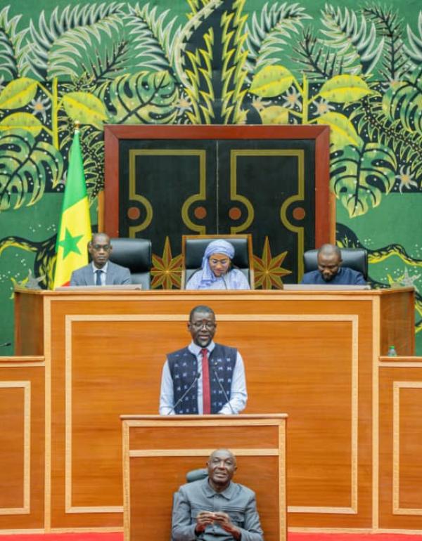 Assemblée nationale : Alioune Dione défend le budget 2026 du MMESS et à faire des CPS les leviers d’inclusion socio économique