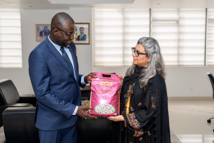  partenariat en vue pour renforcer l'économie sociale et solidaire entre le Sénégal et le Pakistan.