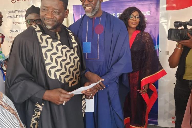 𝐎𝐮𝐯𝐞𝐫𝐭𝐮𝐫𝐞 𝐝𝐮 𝐅𝐨𝐫𝐮𝐦 𝐝𝐞 𝐥’𝐄́𝐩𝐚𝐫𝐠𝐧𝐞 : 𝐋𝐞 𝐌𝐢𝐧𝐢𝐬𝐭𝐫𝐞 𝐀𝐥𝐢𝐨𝐮𝐧𝐞 𝐃𝐢𝐨𝐧𝐞 𝐩𝐫𝐨̂𝐧𝐞 𝐮𝐧𝐞 𝐞́𝐩𝐚𝐫𝐠𝐧𝐞 𝐢𝐧𝐜𝐥𝐮𝐬𝐢𝐯𝐞 𝐚𝐮 𝐬𝐞𝐫𝐯𝐢𝐜𝐞 𝐝𝐞 𝐥𝐚 𝐬𝐨𝐮𝐯𝐞𝐫𝐚𝐢𝐧𝐞𝐭𝐞́ 𝐞́𝐜𝐨𝐧𝐨𝐦𝐢𝐪𝐮𝐞 !