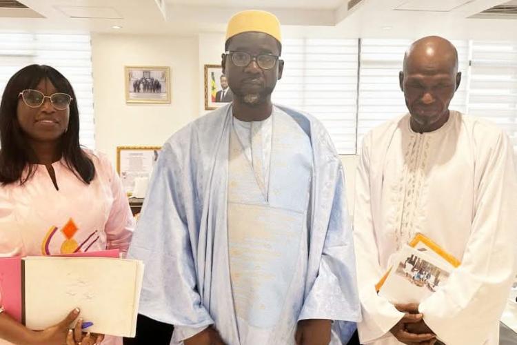 𝐌𝐈𝐒𝐄 𝐄𝐍 Œ𝐔𝐕𝐑𝐄 𝐃’𝐔𝐍𝐄 𝐂𝐇𝐀𝐈̂𝐍𝐄 𝐃𝐄 𝐕𝐀𝐋𝐄𝐔𝐑 𝐏𝐎𝐔𝐑 𝐋’𝐄́𝐂𝐎𝐍𝐎𝐌𝐈𝐄 𝐕𝐄𝐑𝐓𝐄 : 𝟒 𝟔𝟎𝟎 𝐄𝐌𝐏𝐋𝐎𝐈𝐒 𝐀 𝐂𝐎𝐔𝐑𝐓 𝐓𝐄𝐑𝐌𝐄 ! 