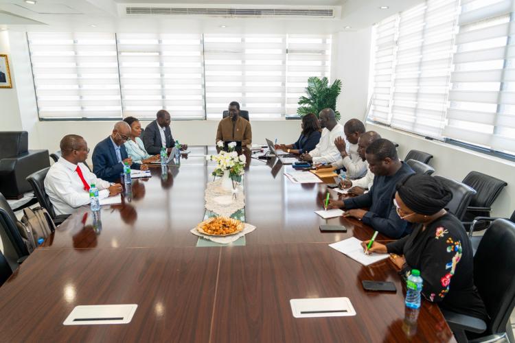 𝐌𝐌𝐄𝐒𝐒 𝐞𝐭 𝐁𝐎𝐀𝐃: 𝐩𝐚𝐫𝐭𝐞𝐧𝐚𝐫𝐢𝐚𝐭 𝐩𝐨𝐮𝐫 𝐥𝐞 𝐟𝐢𝐧𝐚𝐧𝐜𝐞𝐦𝐞𝐧𝐭 𝐬𝐨𝐥𝐢𝐝𝐚𝐢𝐫𝐞 : 𝐥𝐞 𝐦𝐚𝐢𝐥𝐥𝐨𝐧 𝐦𝐚𝐧𝐪𝐮𝐚𝐧𝐭 𝐝𝐞 𝐥𝐚 𝐜𝐡𝐚𝐢̂𝐧𝐞.