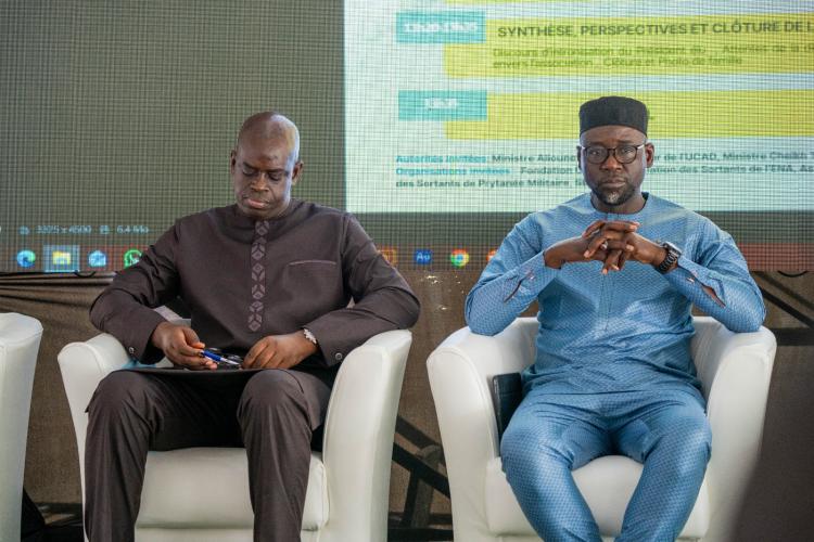 Le Ministre de la Microfinance et de l'Économie sociale et solidaire honore l’Assemblée Générale des alumni de l’ESEA